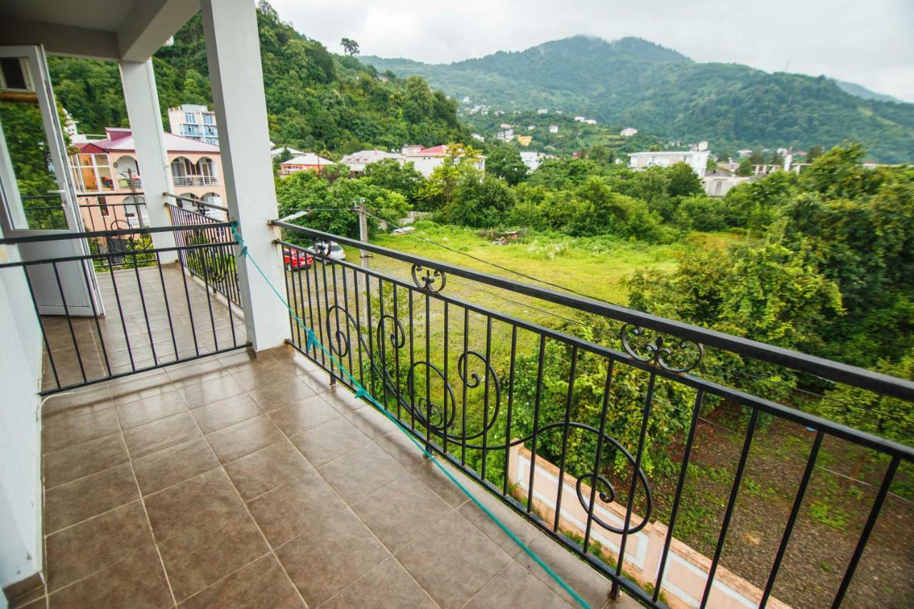 Guest House Nia Gonio Exterior foto