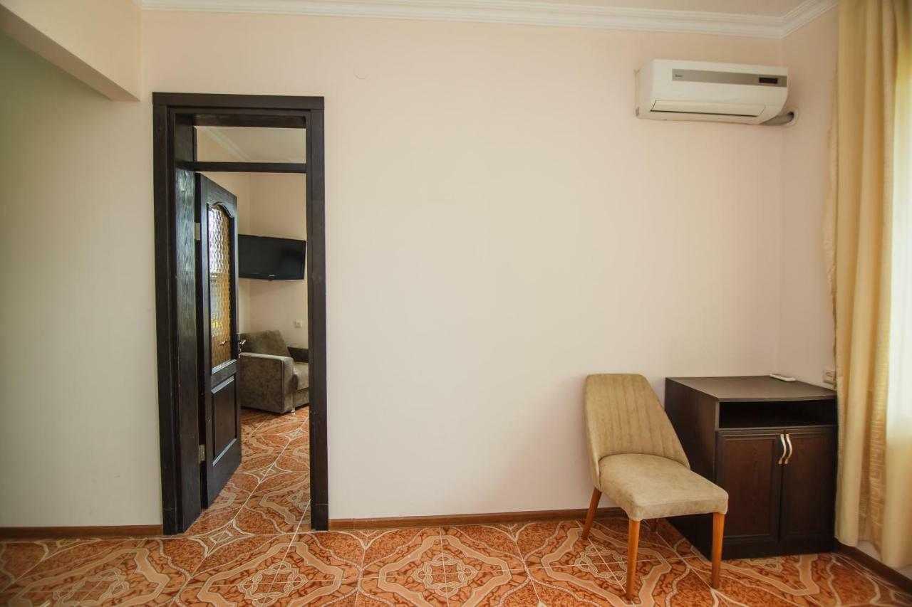 Guest House Nia Gonio Exterior foto