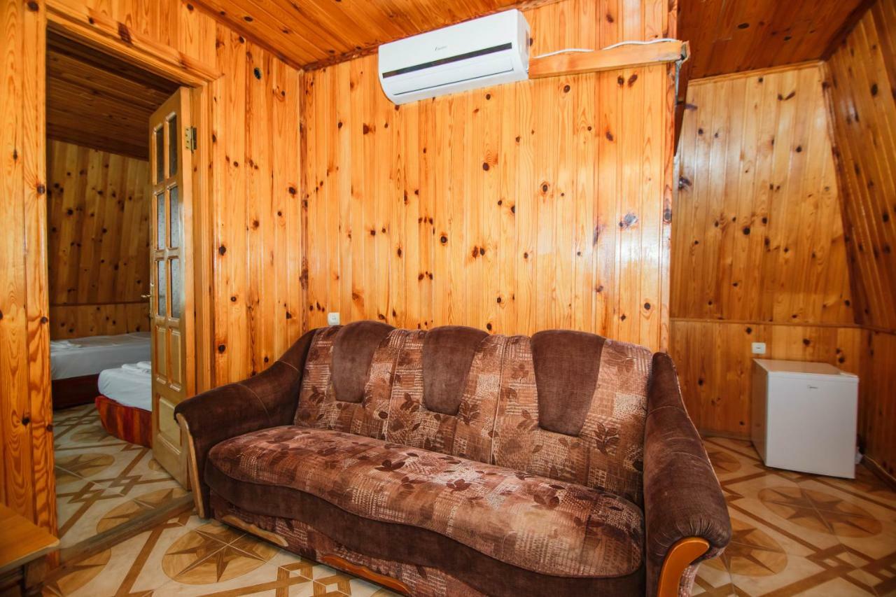 Guest House Nia Gonio Exterior foto