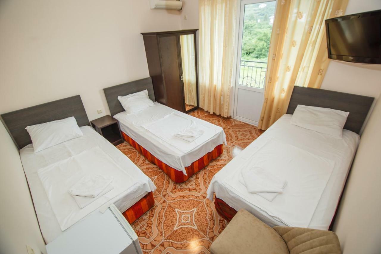 Guest House Nia Gonio Exterior foto